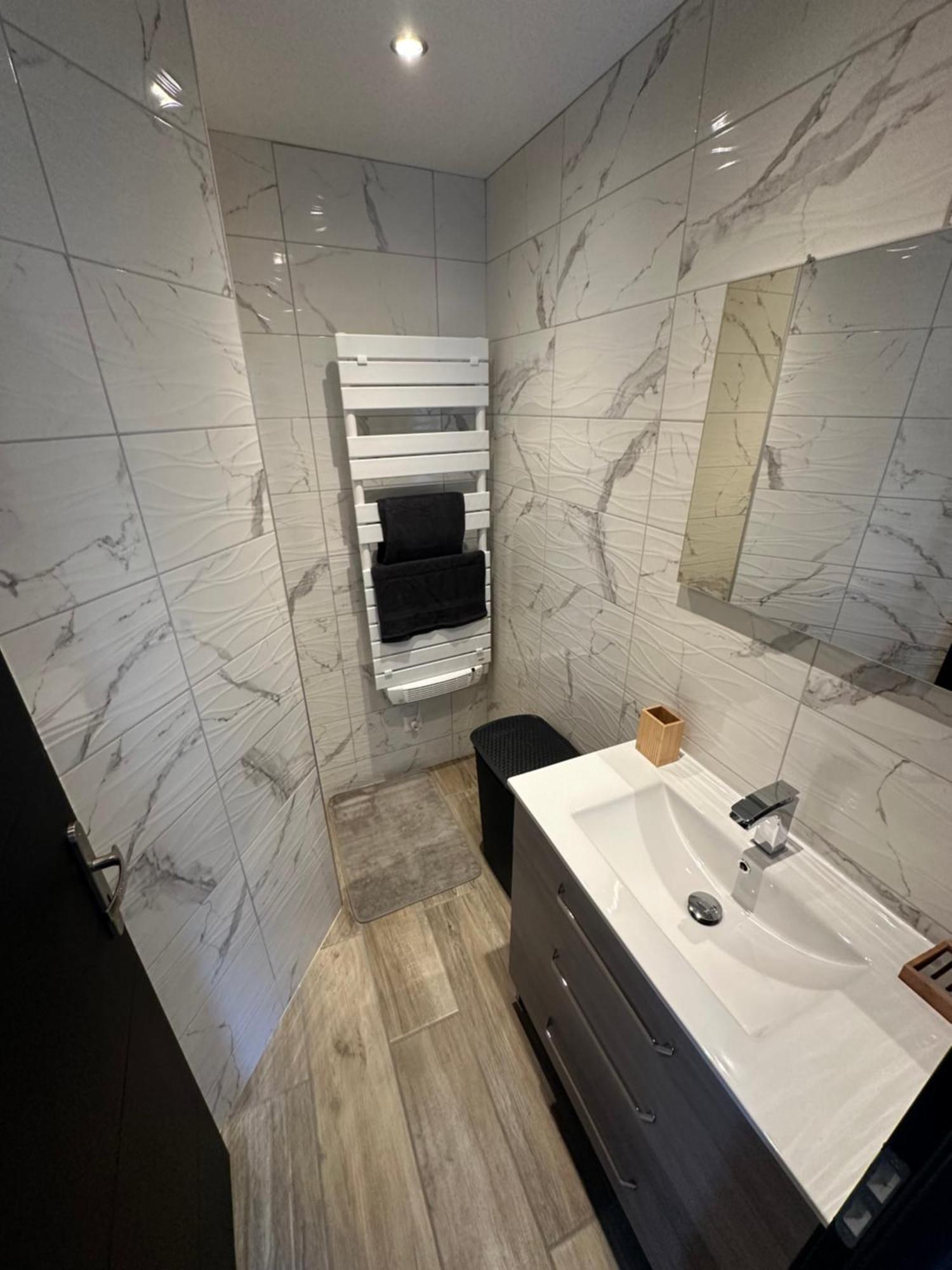 Appartement Moderne Et Confort Шатийон-сюр-Сен Экстерьер фото